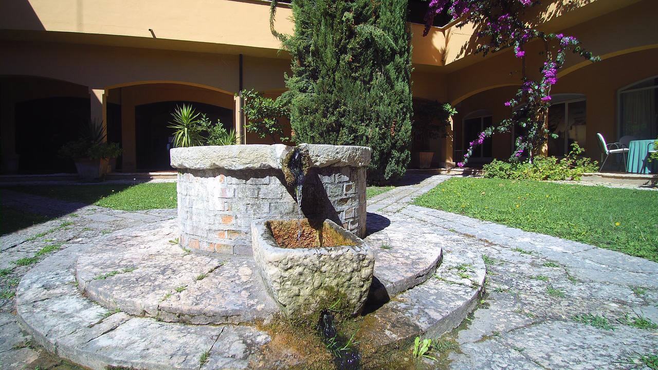 West Garda Hotel Padenghe sul Garda Bagian luar foto