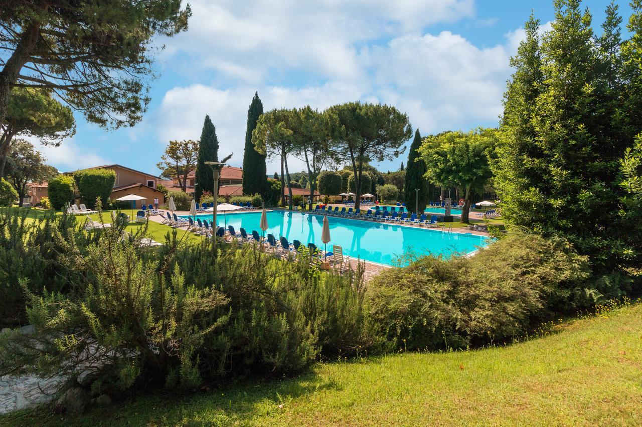 West Garda Hotel Padenghe sul Garda Bagian luar foto